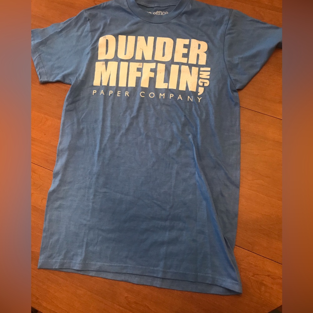 The Office TV show Dundler Mifflin T-shirt size SMALL